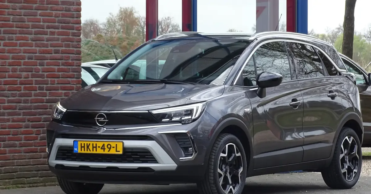 Opel Crossland (2023) — foto 1