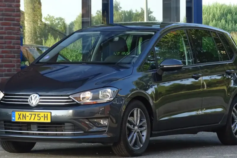 Volkswagen Golf (2016)