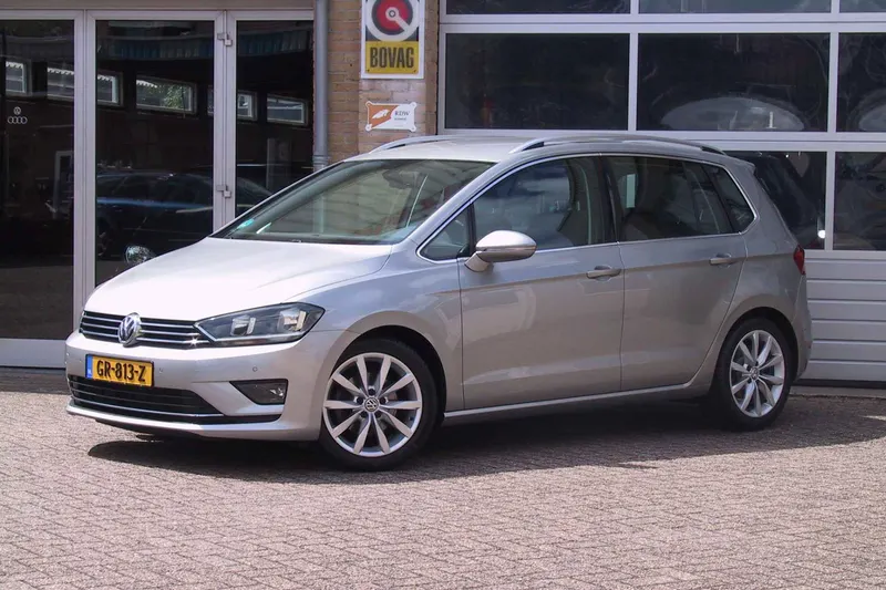 Volkswagen Golf Sportsvan (2015)