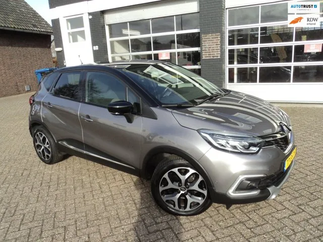 Renault Captur (2018) — foto 1