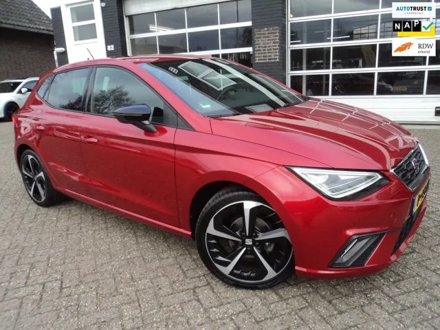 SEAT Ibiza (2022) — foto 1