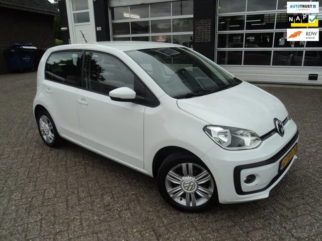 Volkswagen Up! (2019) — foto 1