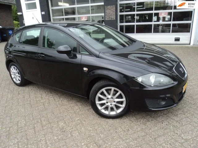 SEAT Leon (2010) — foto 1