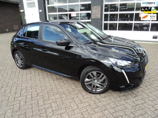 Peugeot 208 (2021) — foto 1