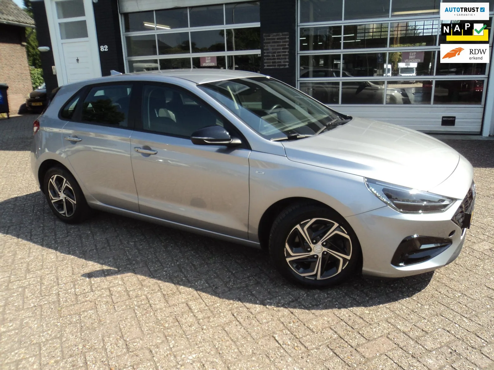 Hyundai i30 (2022) — foto 1