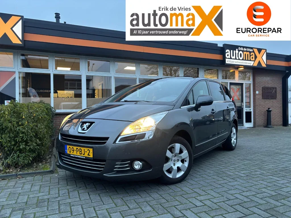 Peugeot 5008 (2011) — foto 1