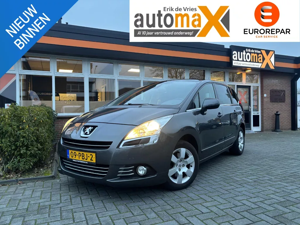Peugeot 5008 (2011) — foto 1