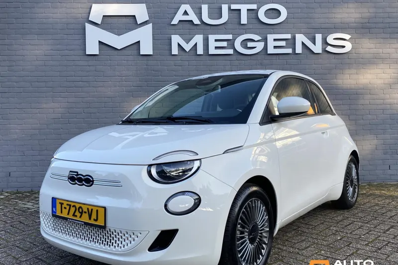 Fiat 500 (2022)