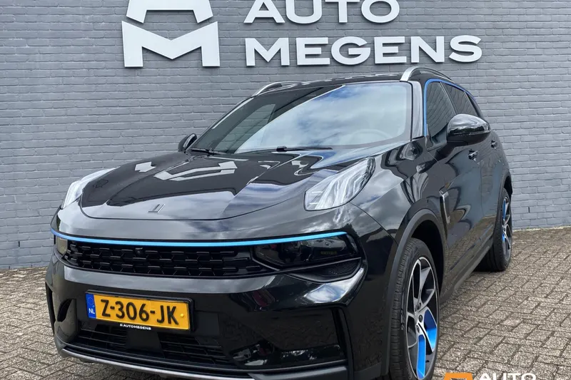 Lynk & Co 01 (2024)
