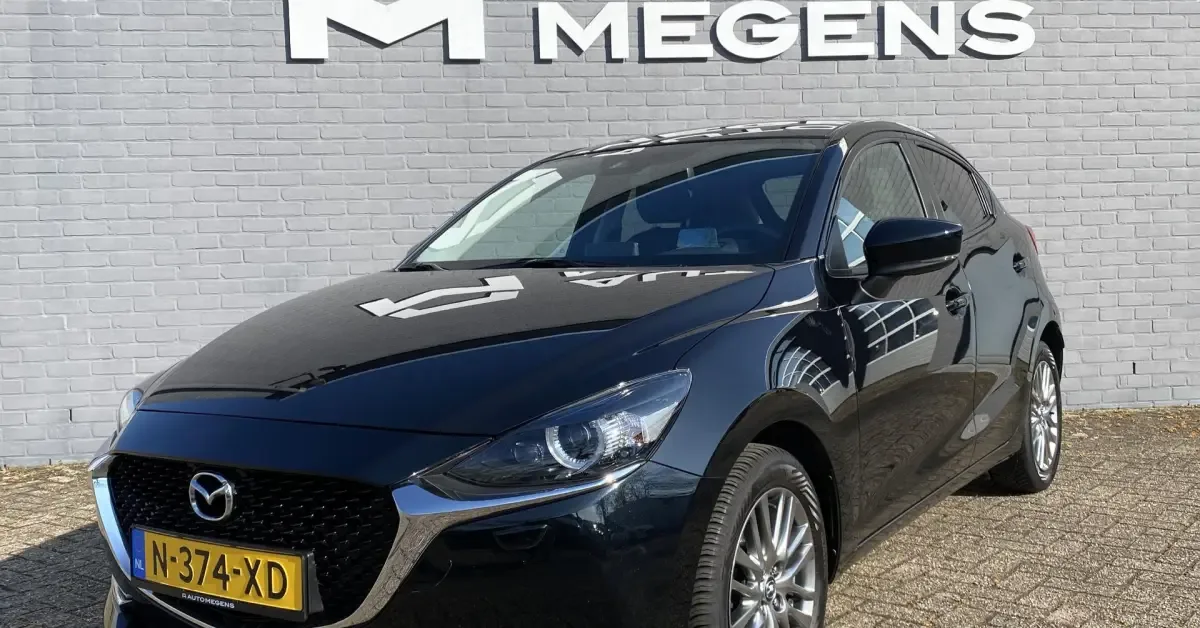 Mazda 2 (2022) — foto 1