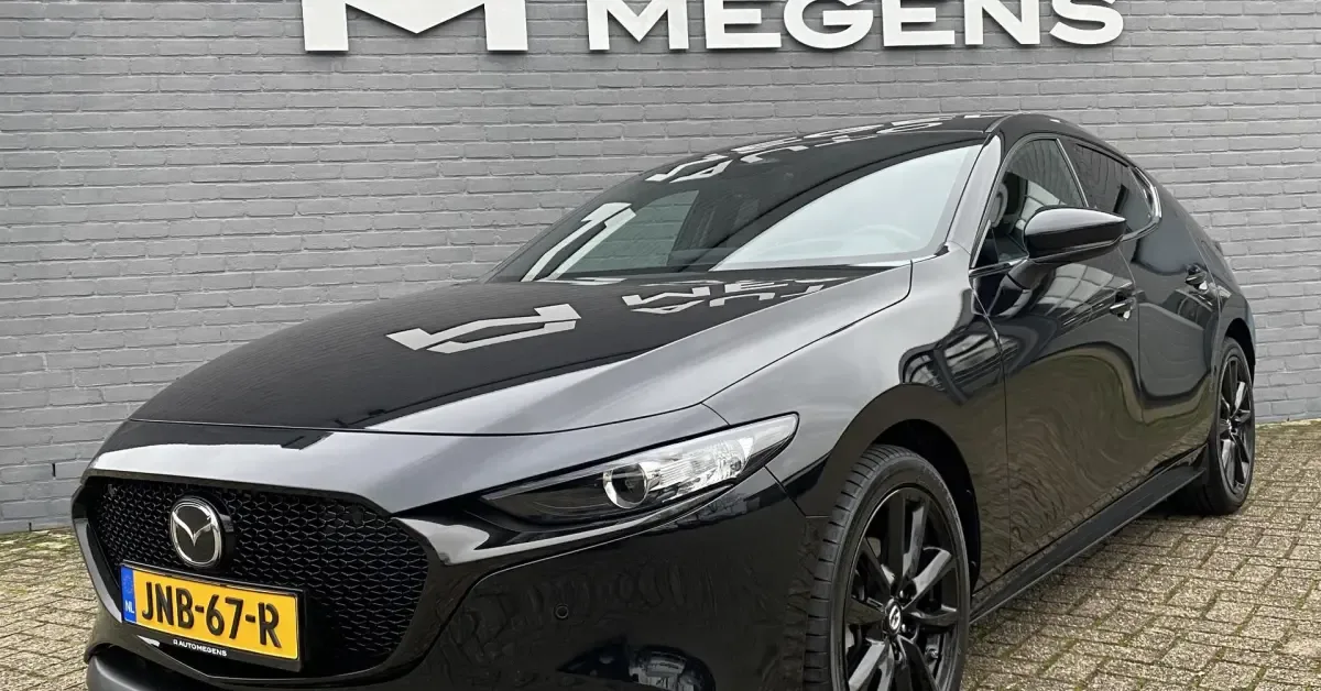 Mazda 3 (2025) — foto 1