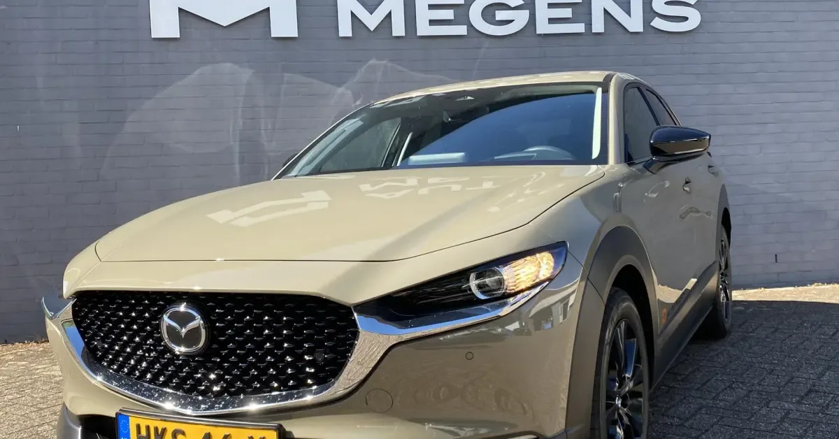 Mazda CX-30 (2025) — foto 1