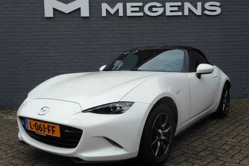 Mazda MX-5 (2021)