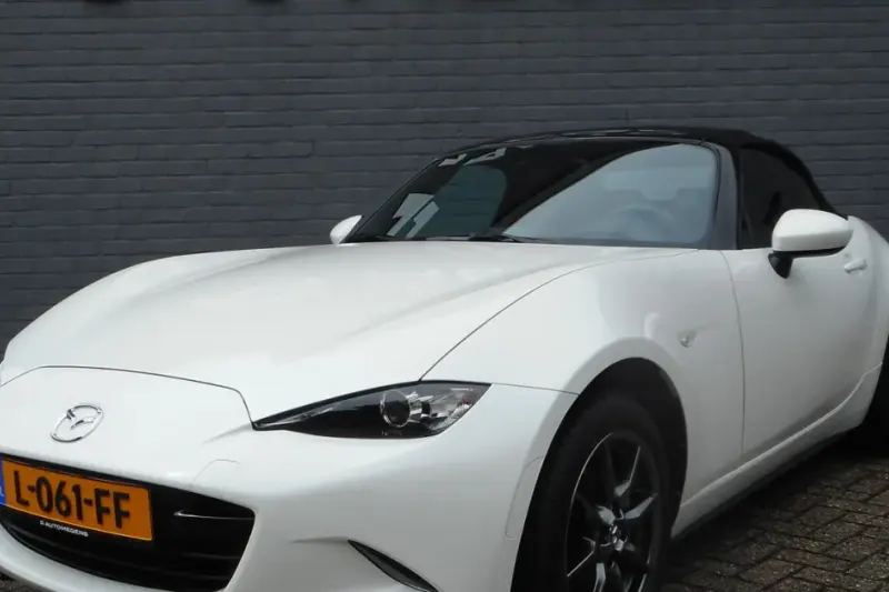Mazda MX-5 (2021)