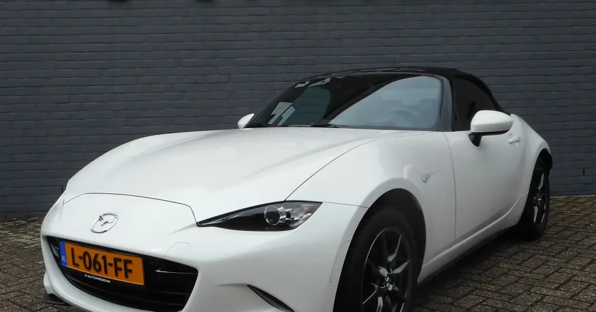 Mazda MX-5 (2021) — foto 1