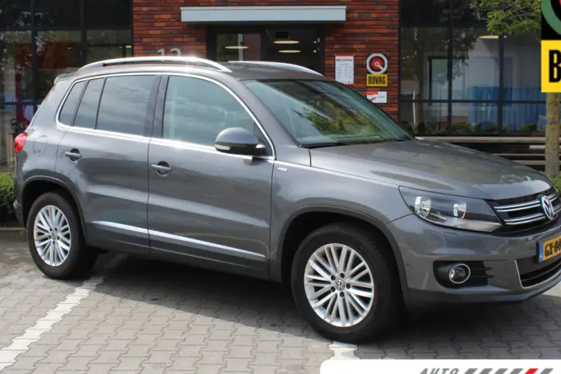 Volkswagen Tiguan (2015)