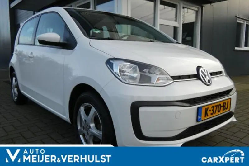 Volkswagen Up! (2017)