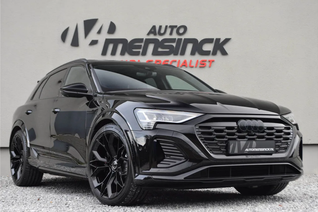 Audi SQ8 (2023) — foto 1