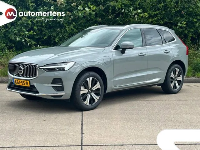 Volvo XC60 (2025) — foto 1
