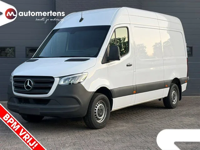 Mercedes-Benz Sprinter (2023) — foto 1