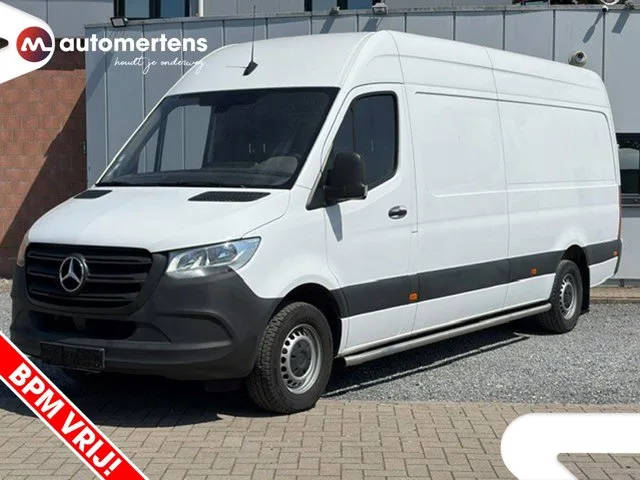 Mercedes-Benz Sprinter (2023) — foto 1