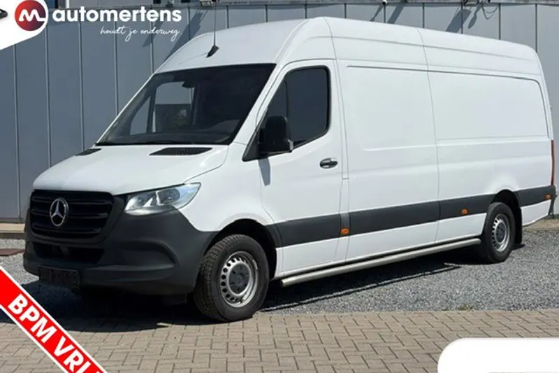 Mercedes-Benz Sprinter (2023)