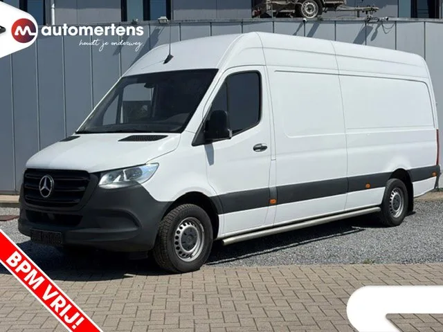 Mercedes-Benz Sprinter (2023) — foto 1