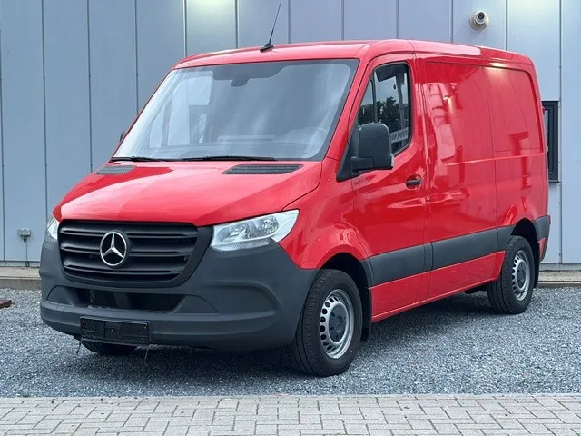 Mercedes-Benz Sprinter (2023) — foto 1