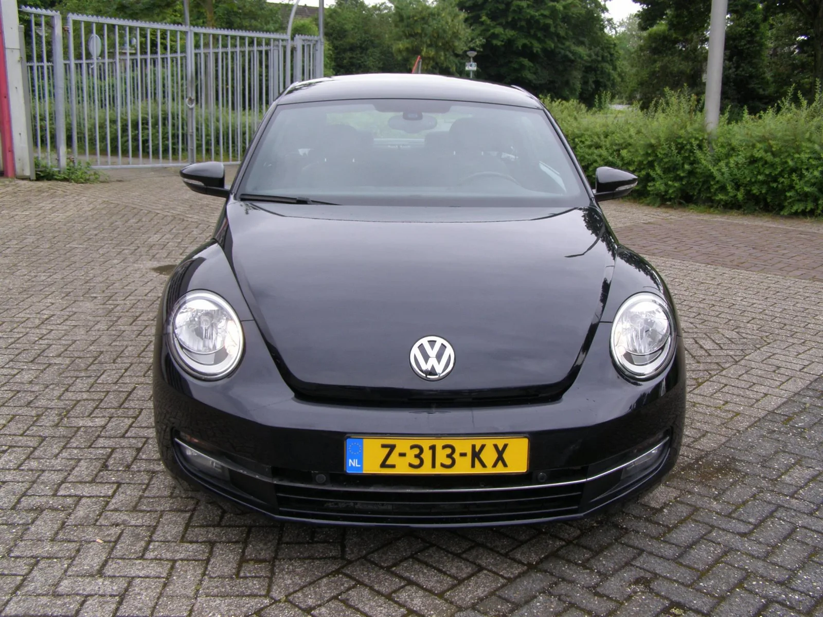 Volkswagen Beetle (2015) — foto 1