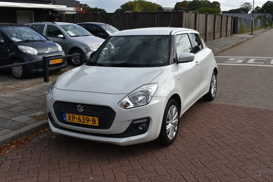 Suzuki Swift (2018) — foto 1