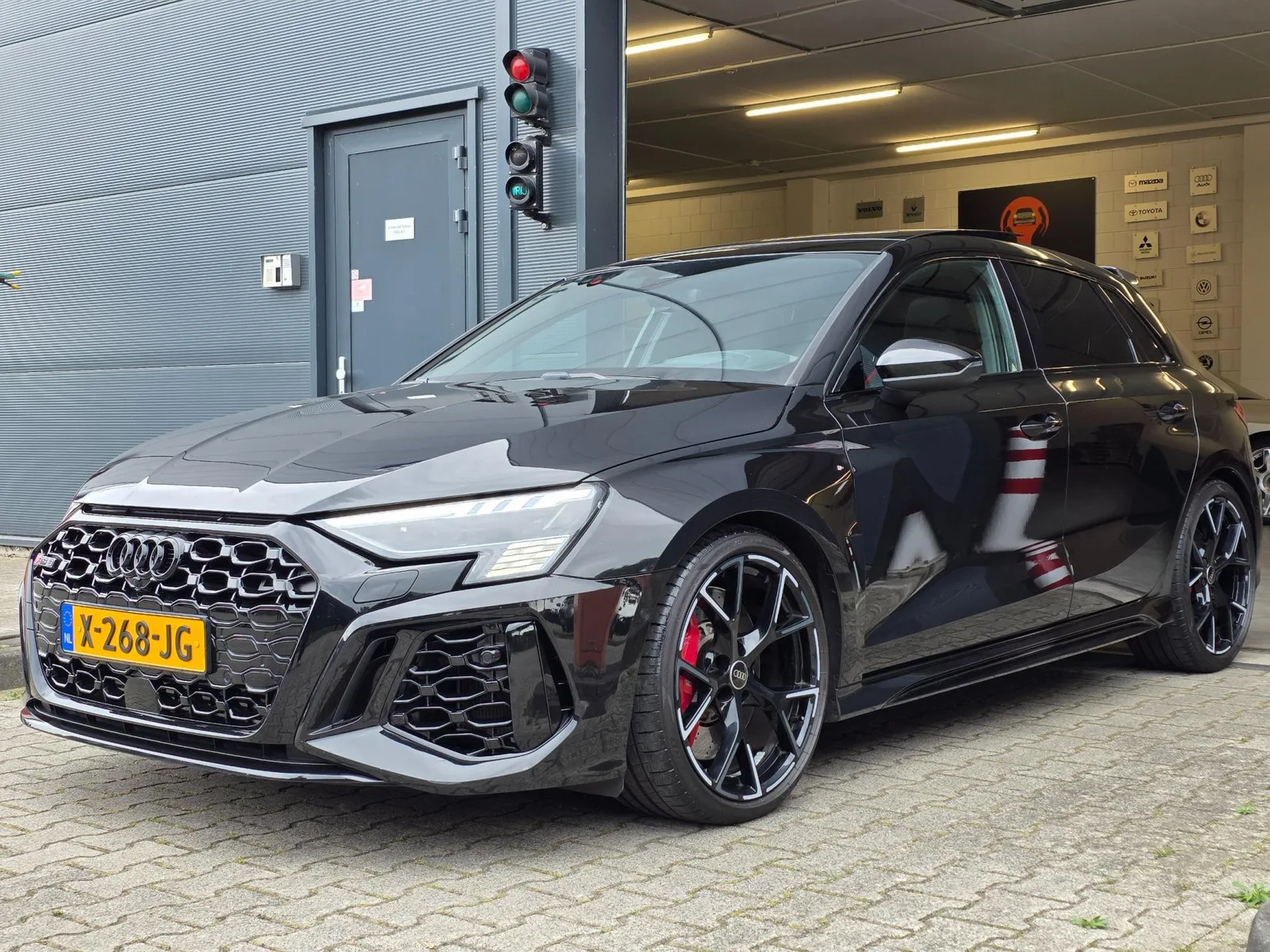 Audi RS3 (2022) — foto 1