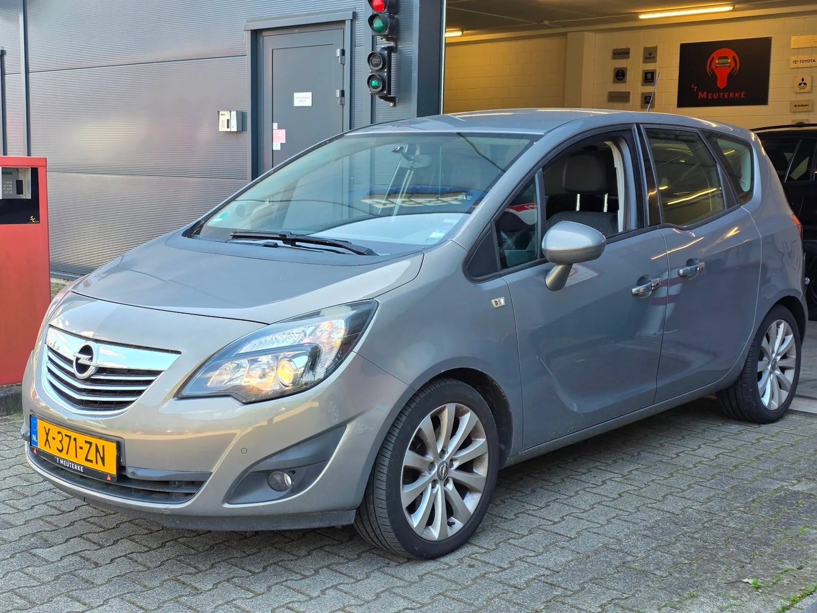 Opel Meriva (2012) — foto 1
