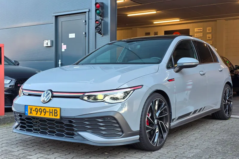 Volkswagen Golf (2021)
