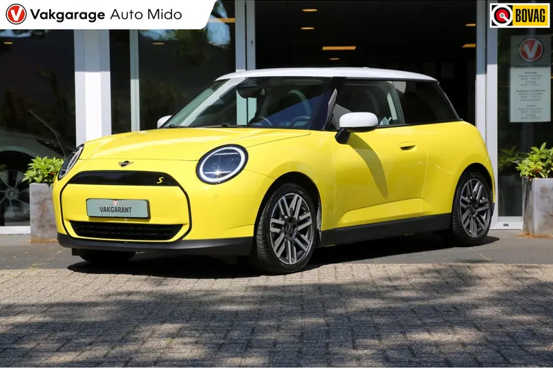 MINI Mini (2024)