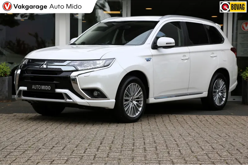 Mitsubishi Outlander (2020)