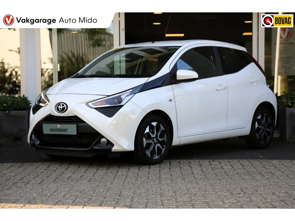 Toyota Aygo (2019) — foto 1