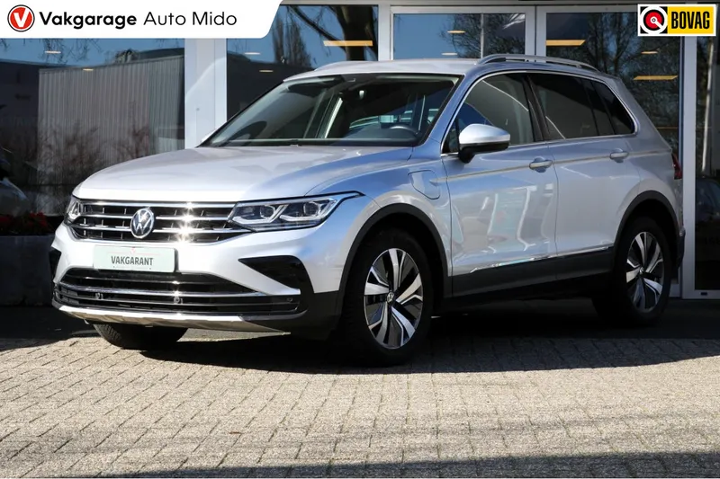 Volkswagen Tiguan (2021)