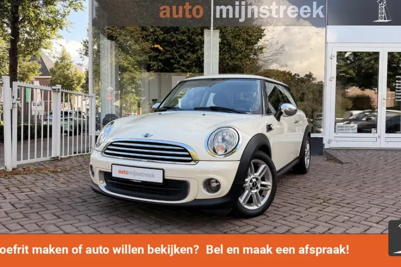 MINI One (2013)