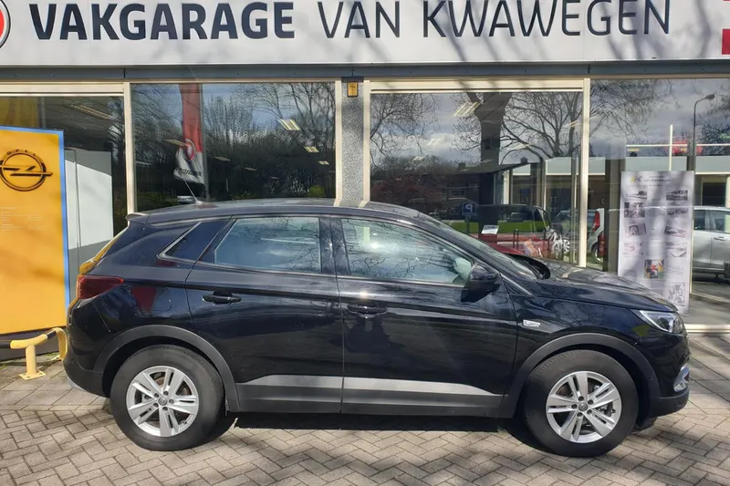 Opel Grandland X (2021)