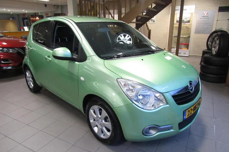 Opel Agila (2010)