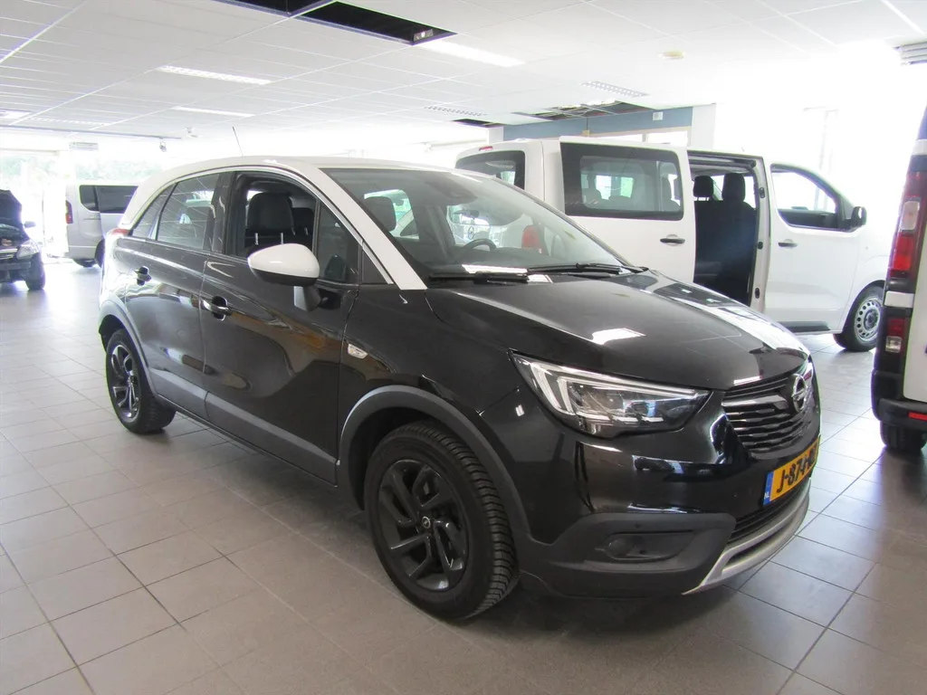 Opel Crossland X (2019) — foto 1