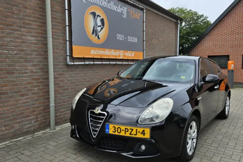 Alfa Romeo Giulietta (2011)