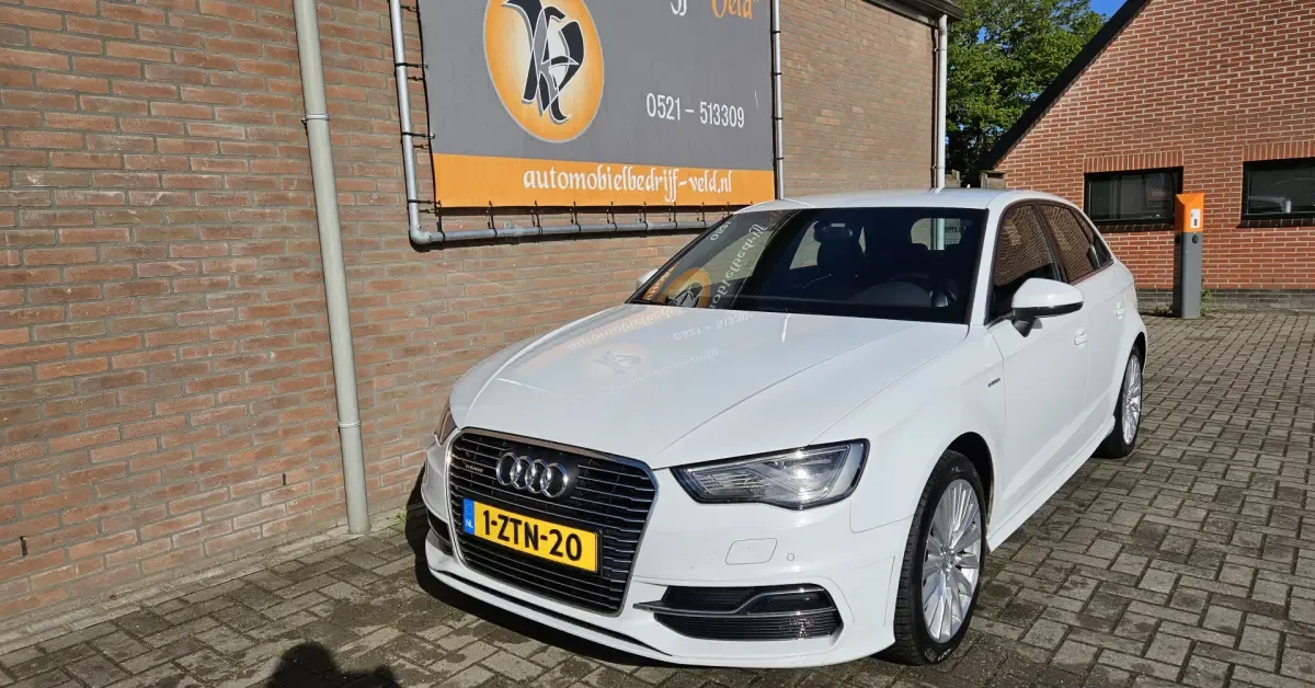 Audi A3 (2015) — foto 1