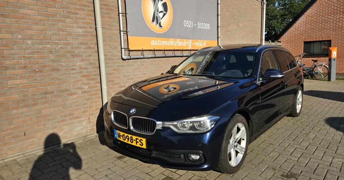 BMW 3-Serie (2017) — foto 1