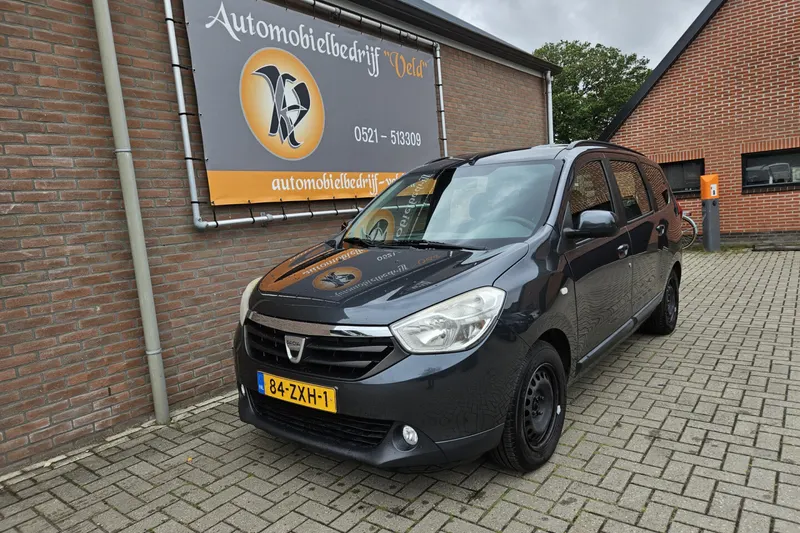 Dacia Lodgy (2013)