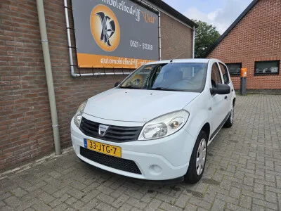 Dacia Sandero (2009) — foto 1