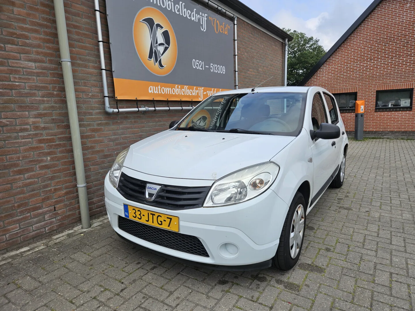 Dacia Sandero (2009) — foto 1