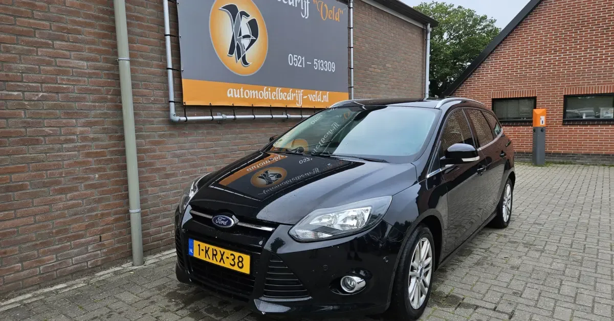 Ford Focus (2013) — foto 1