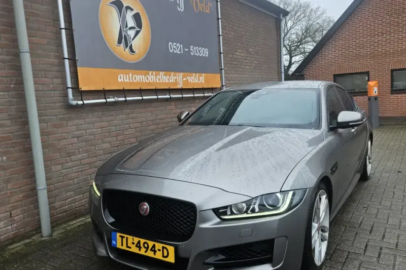 Jaguar XE (2018)