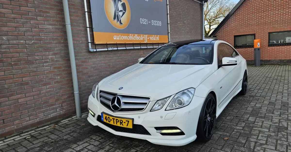 Mercedes-Benz E-Klasse (2012) — foto 1